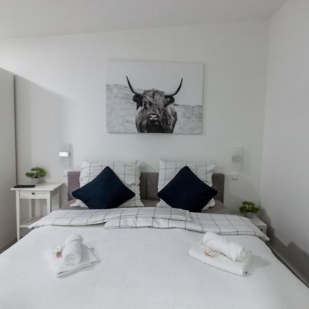 Ferienwohnung Domspatz Mit Klimaanlage มัคเดอบวร์ก ภายนอก รูปภาพ